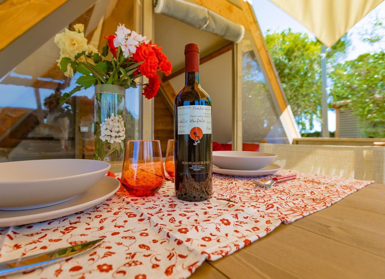 فندق Glamping Gli Etruschi بيومبينوا المظهر الخارجي الصورة