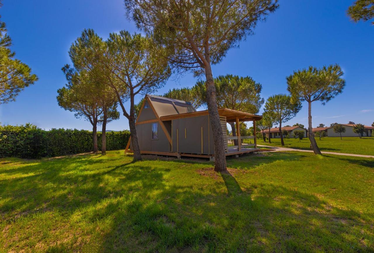 فندق Glamping Gli Etruschi بيومبينوا المظهر الخارجي الصورة