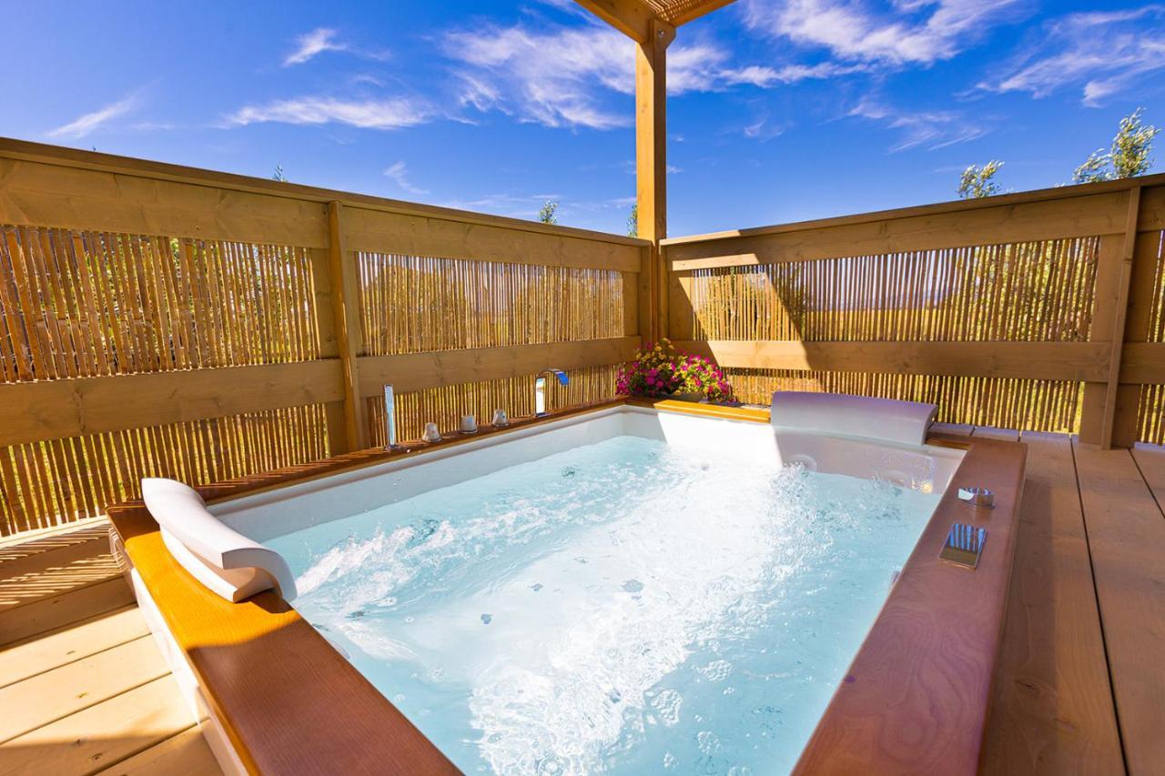 فندق Glamping Gli Etruschi بيومبينوا المظهر الخارجي الصورة