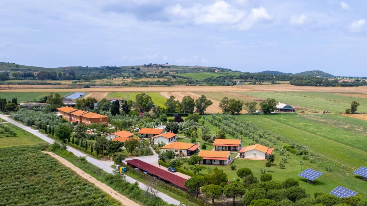 فندق Glamping Gli Etruschi بيومبينوا المظهر الخارجي الصورة