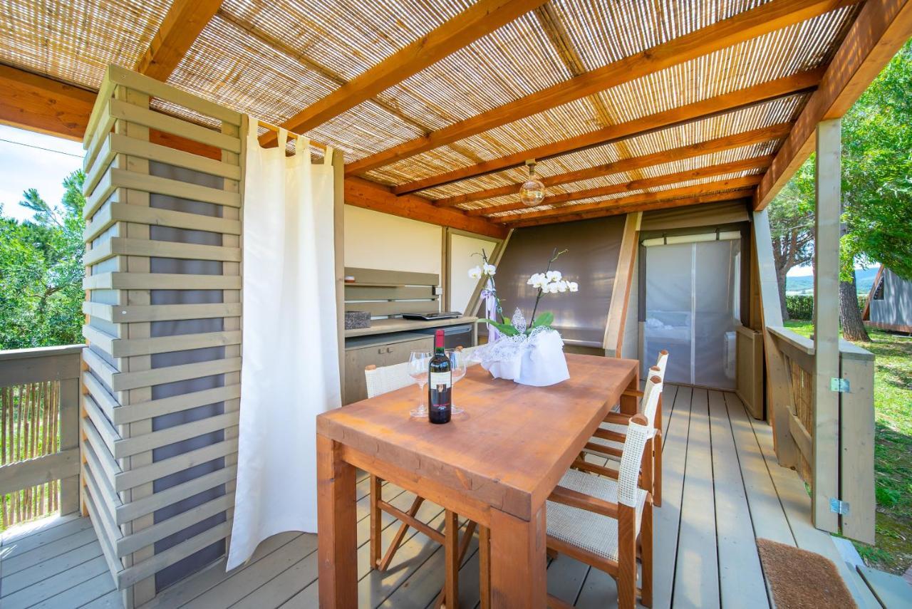 فندق Glamping Gli Etruschi بيومبينوا المظهر الخارجي الصورة