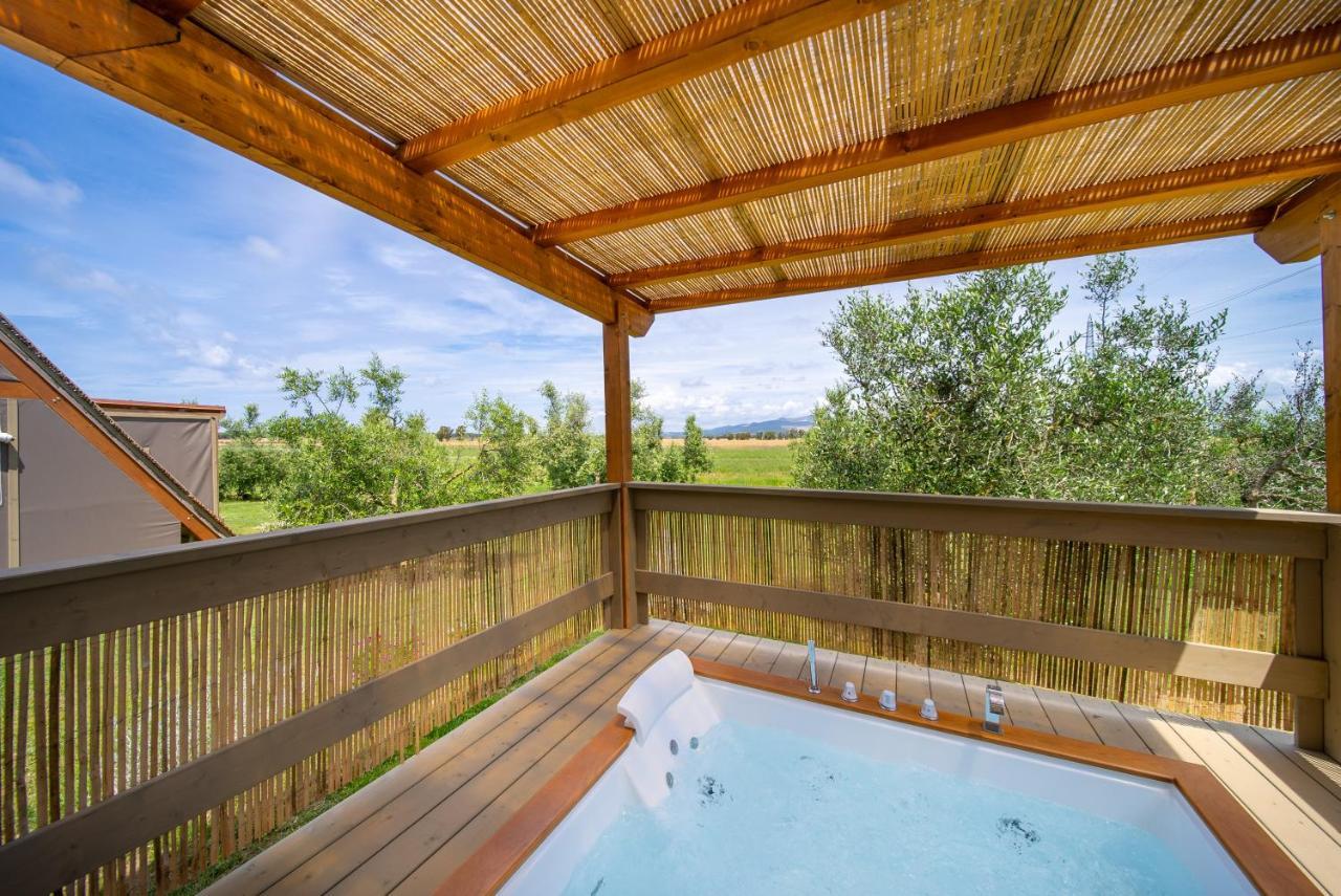 فندق Glamping Gli Etruschi بيومبينوا المظهر الخارجي الصورة